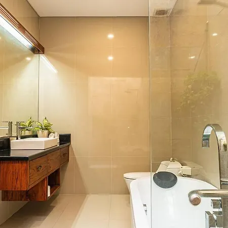 Cozy 2-Bed Villa With Pool 5 Mins To Finns Beach Canggu  Exterior photo
